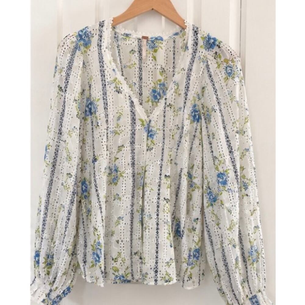 Free People Eyelet Floral Peplum Blouse Boho Cottagecore Top Medium - Picture 2 of 5